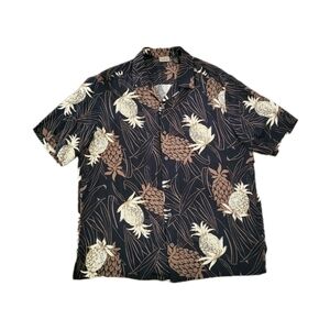 Axist Shirt Men Large Black Hawaiian Pineapple Tropical 100% Silk Button Up
